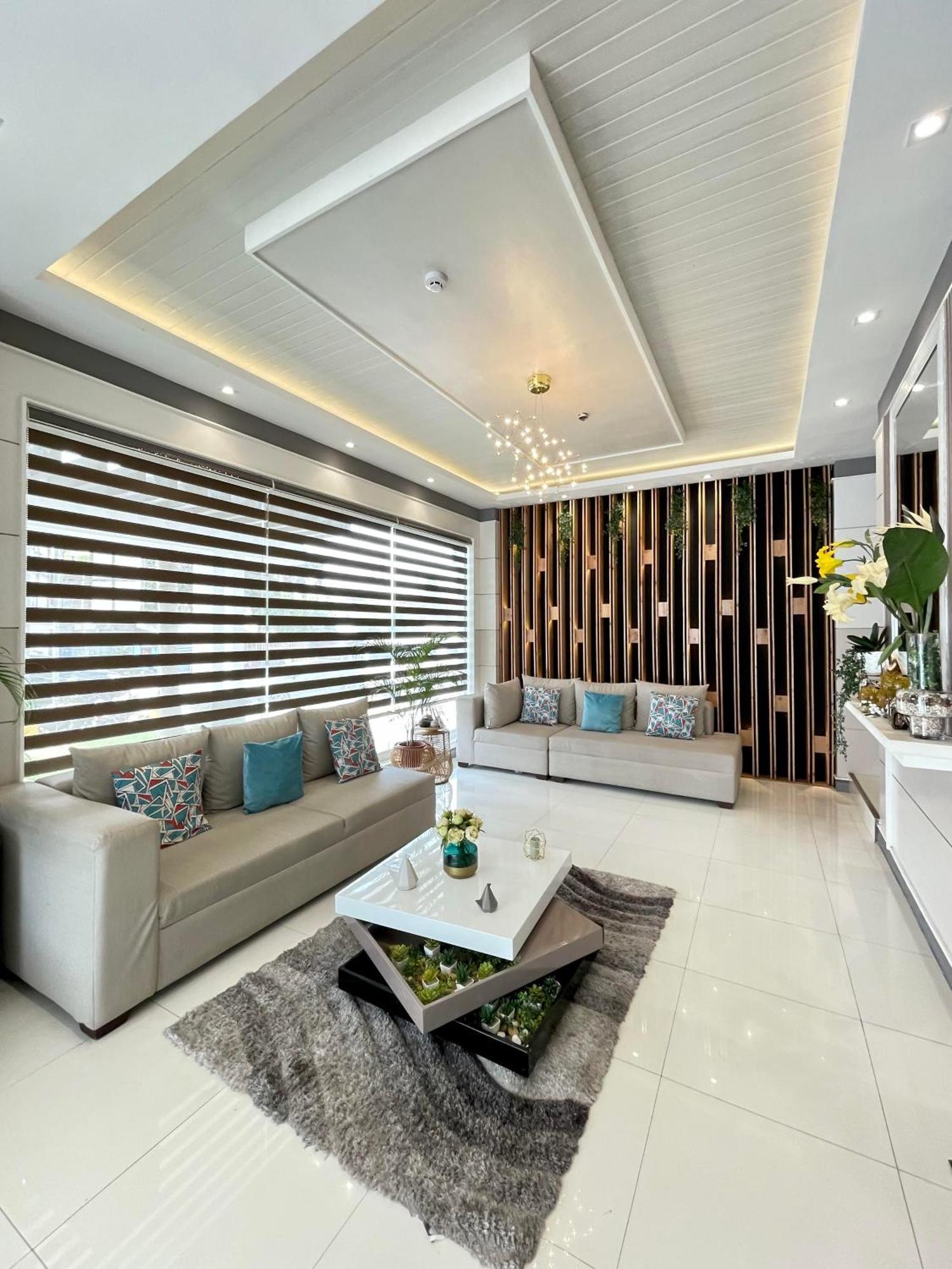 Central Block Inn Баколод Экстерьер фото